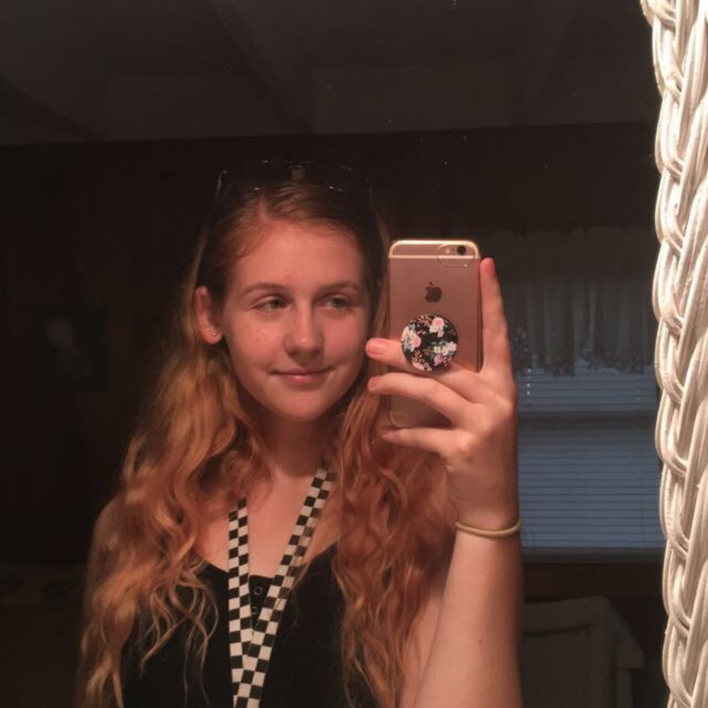 Meet your Posher, Lyra